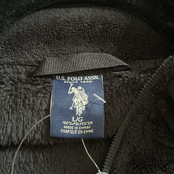 US Polo Assn zip up sweater - Picture 3 of 5